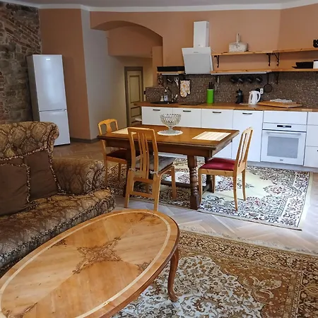 Saunaga Korter Sisehoovis Apartment